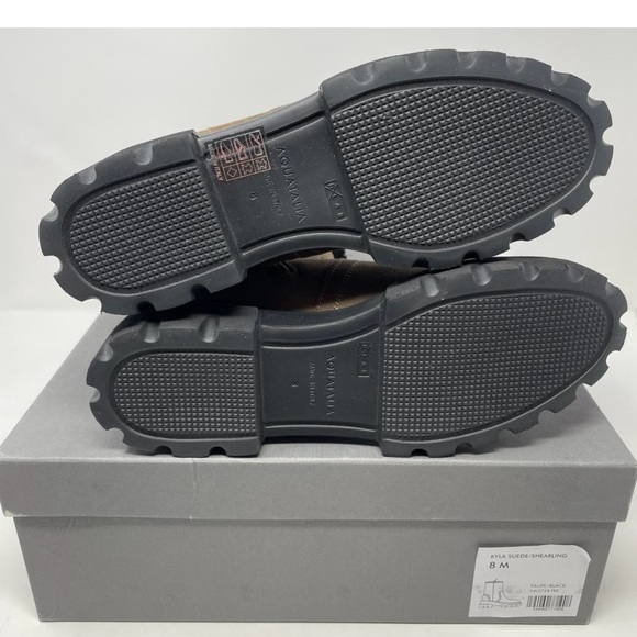 Aquatalia Kyla Suede & Shearling-Lined
Lug Sole Waterproof Boots in Taupe - Picture 6 of 6